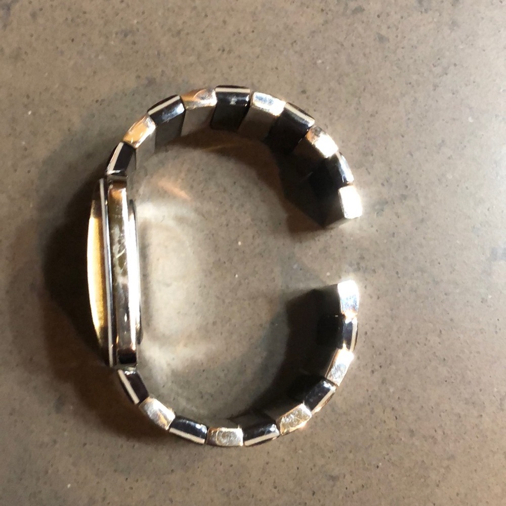 Watch - Picture 2 of 4